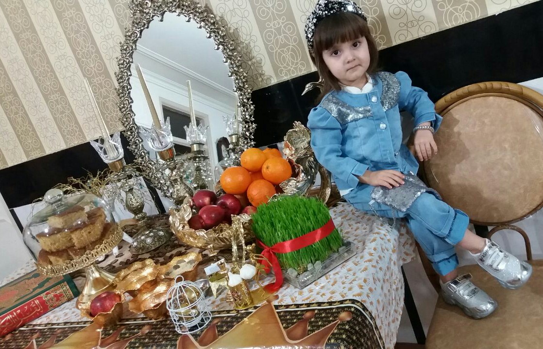 عسل فتحی 