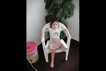 تینا سهرابی  