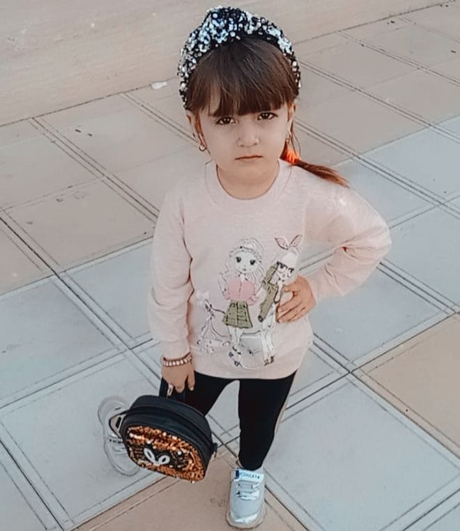 عسل فتحی