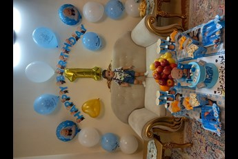 Mehrbod  