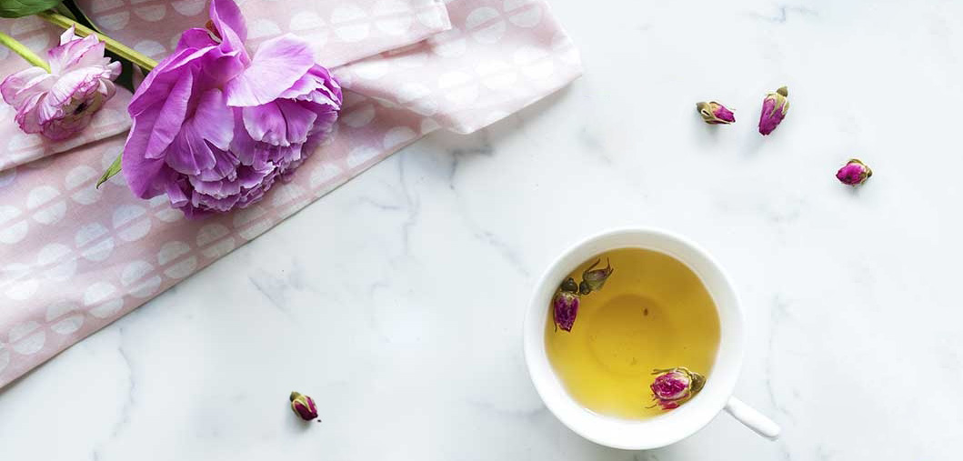 دمنوشهایی برای زایمان طبیعی راحت