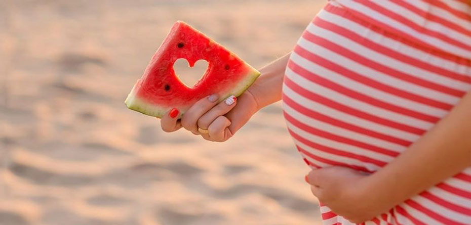 خوردن هندوانه در بارداری تهوع را درمان می‌کند؟